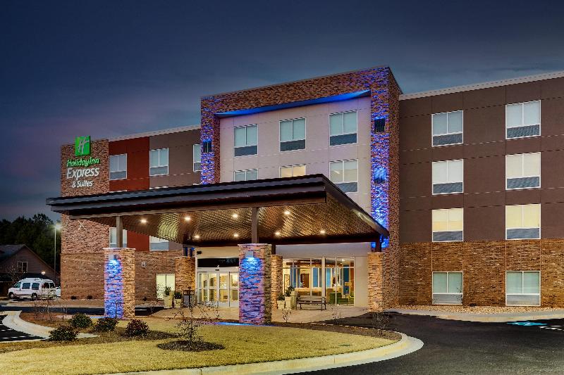 Holiday Inn Express and Suites Dawsonville image