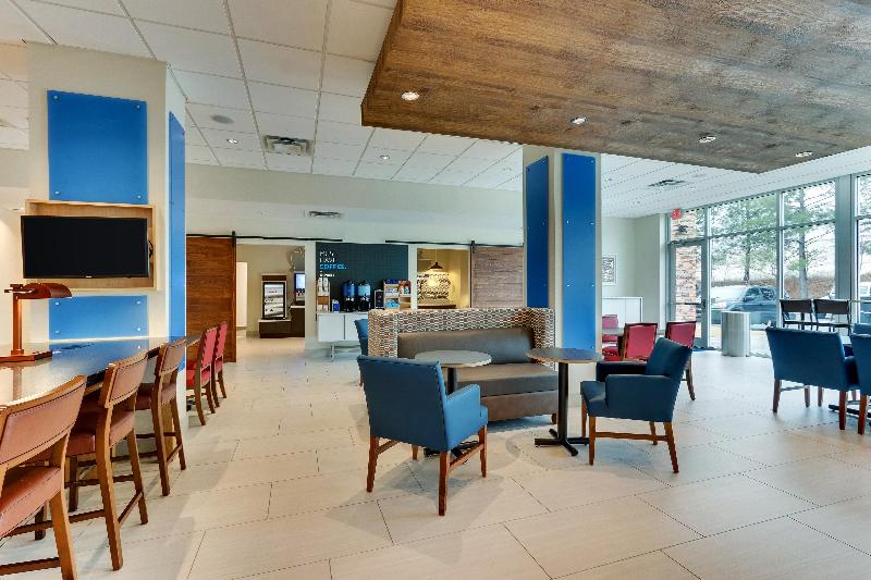 Holiday Inn Express and Suites Dawsonville image