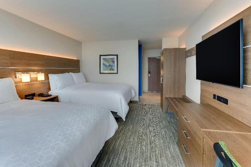Holiday Inn Express and Suites Dawsonville image