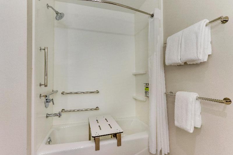 Holiday Inn Express and Suites Dawsonville image