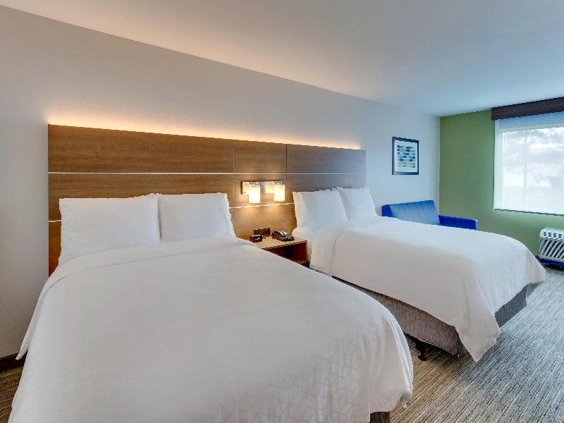 Holiday Inn Express and Suites Dawsonville image