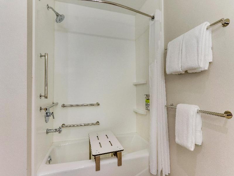 Holiday Inn Express and Suites Dawsonville image