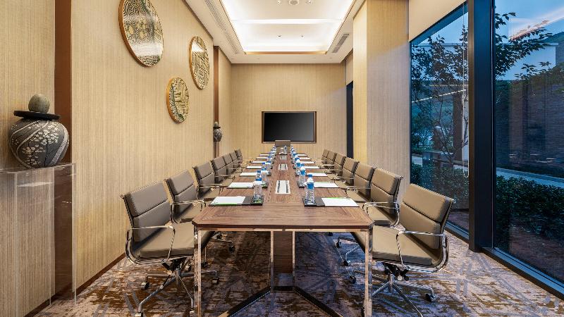 Holiday Inn Tongren Wanshan image