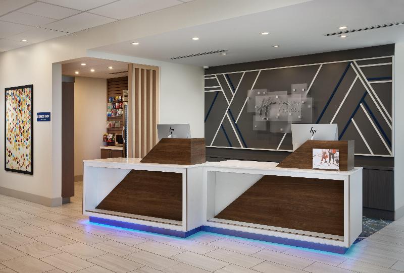 Holiday Inn Express Gulf Breeze Pensacola Area image