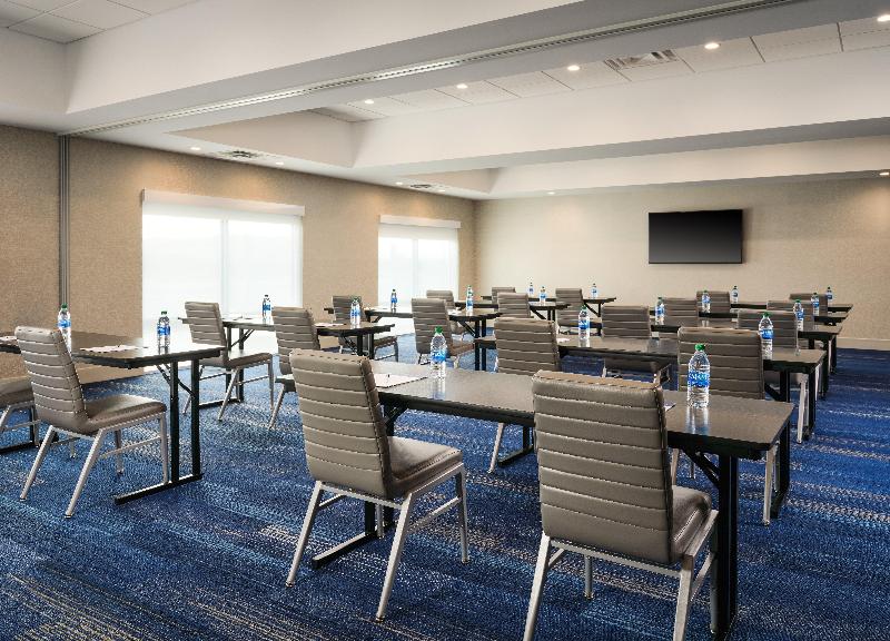 Holiday Inn Express & Suites Lockport image