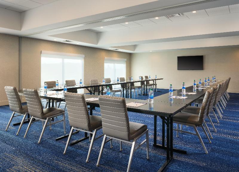 Holiday Inn Express & Suites Lockport image