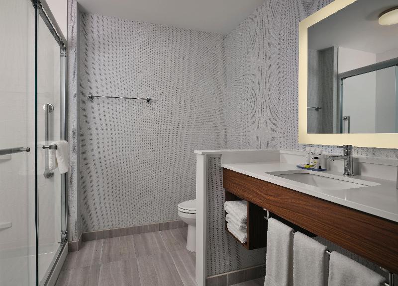 Holiday Inn Express & Suites Lockport image