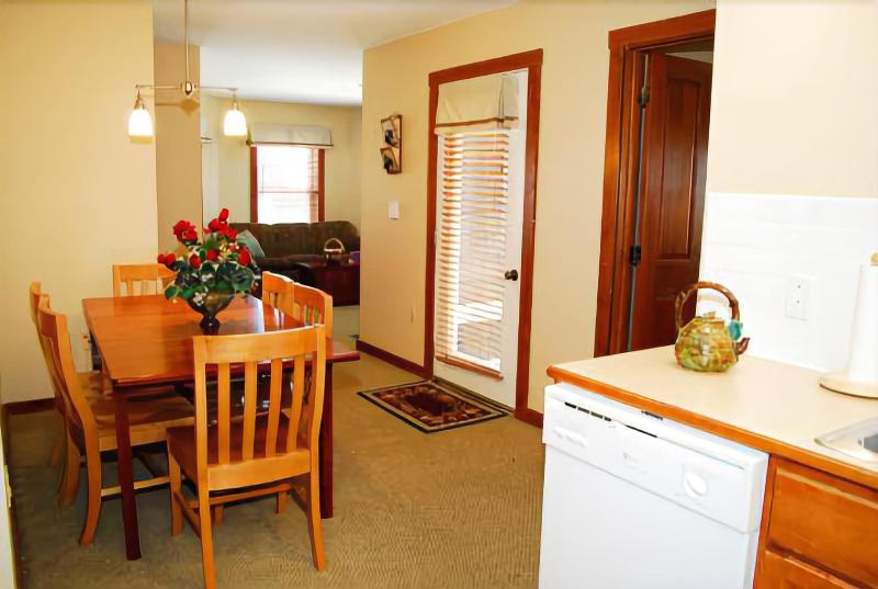 Highland House image