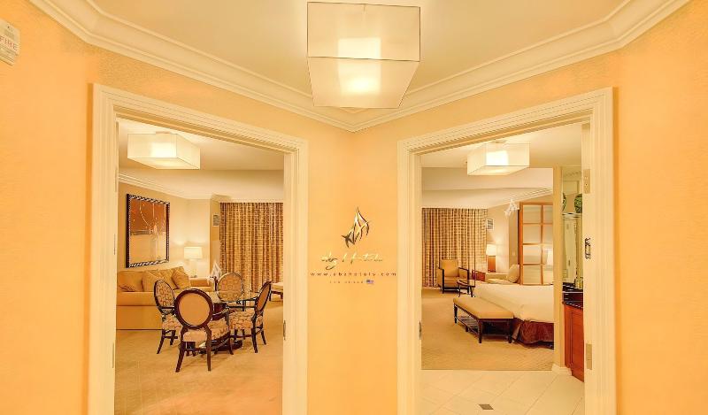 Abz Signature Deluxe Suites photo 7