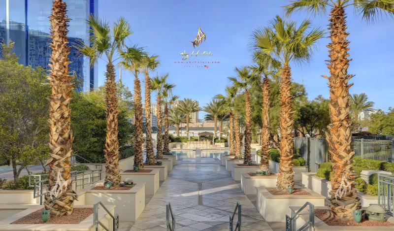 Abz Signature Deluxe Suites image