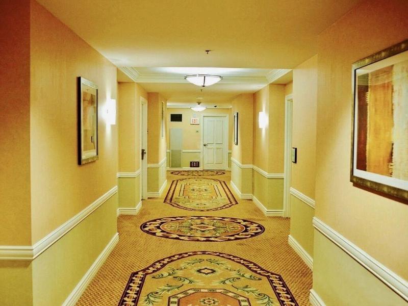 Abz Signature Deluxe Suites photo 13