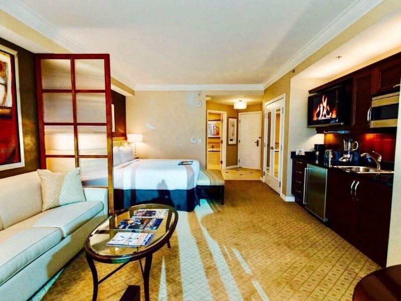 Abz Signature Deluxe Suites image
