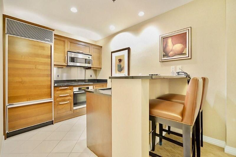 Abz Signature Deluxe Suites image