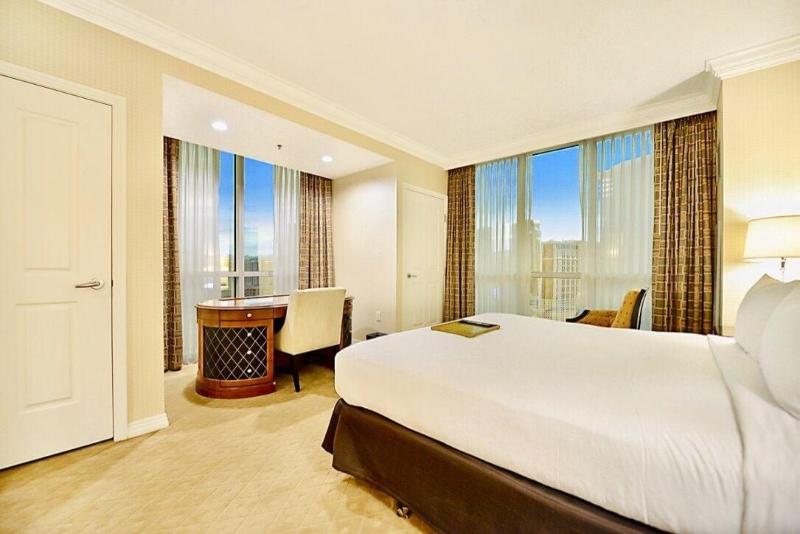 Abz Signature Deluxe Suites image