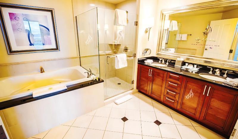 Abz Signature Deluxe Suites photo 18