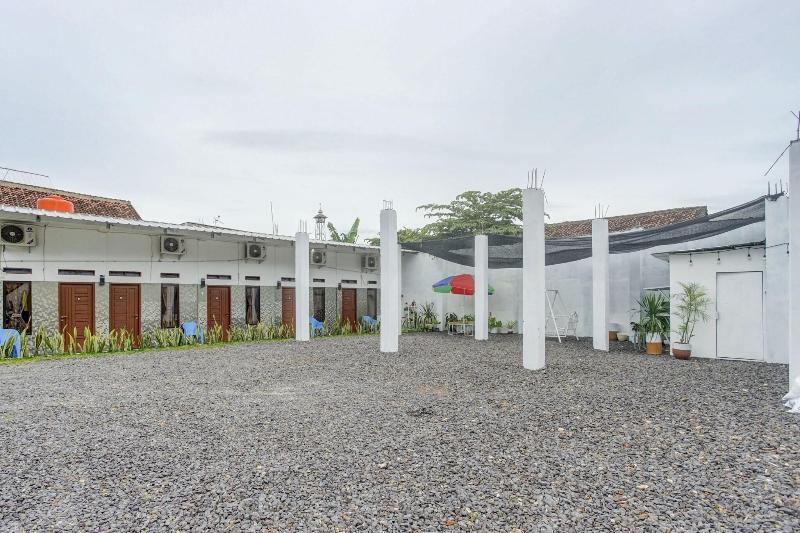 90124 Oemah Ratu Hostel Syariah image