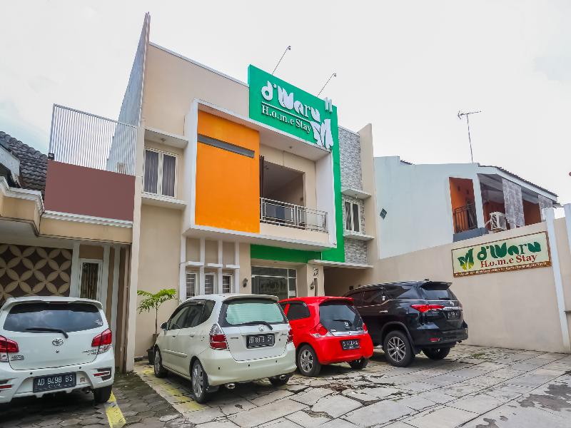 OYO 90193 D'waru Homestay Syariah