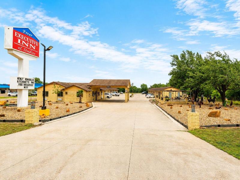 Hotel Freer TX Hwy 59