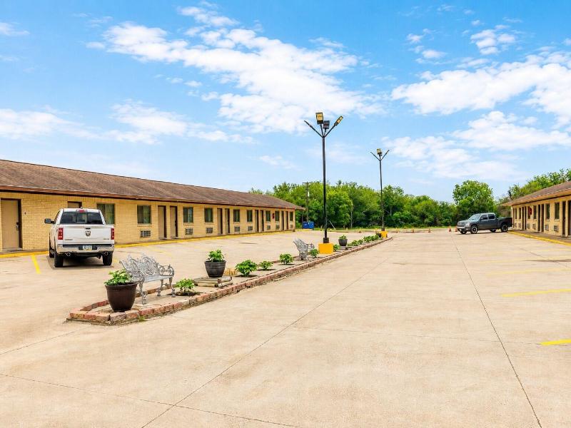 Hotel Freer TX Hwy 59