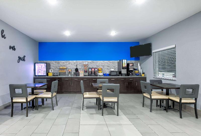 Days Inn by Wyndham Zachary LA image