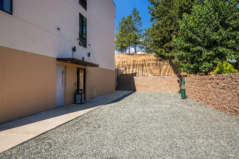 Best Western Colfax image