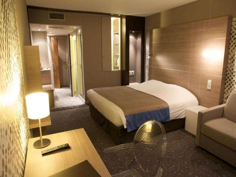 Logis Hotel Restaurant Spa Le Rabelais image