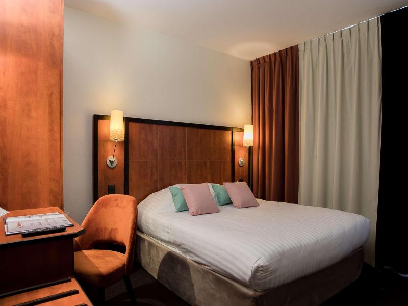 Logis Hotel Restaurant Spa Le Rabelais image