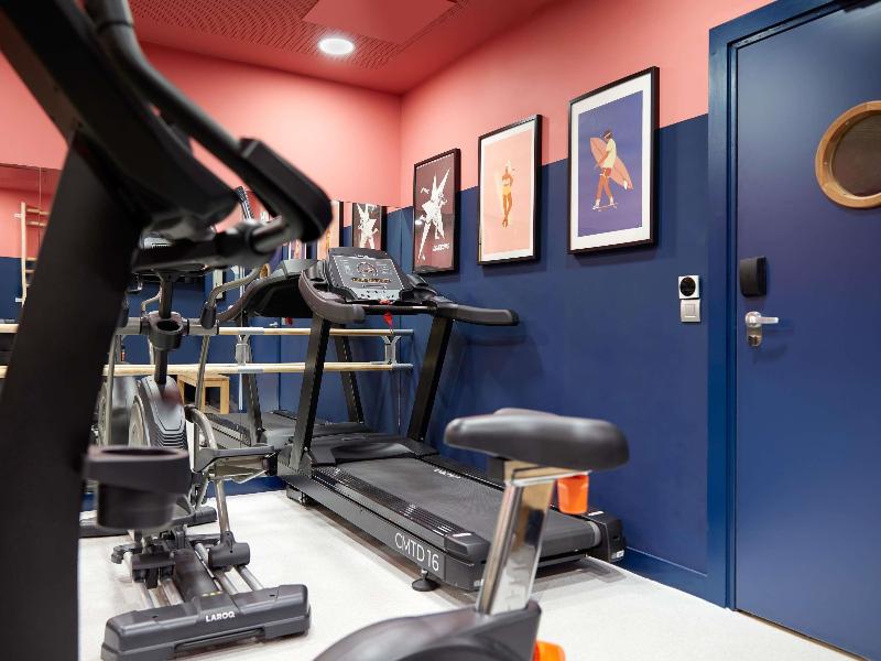 Aparthotel Adagio Paris Suresnes image