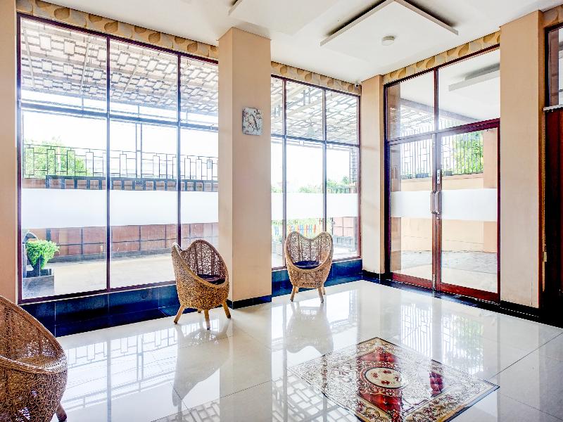 Hotel O Sean'S Residence Mansyur Near USU image