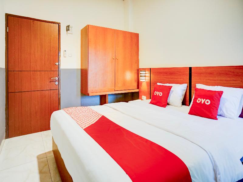 Hotel O Sean'S Residence Mansyur Near USU image
