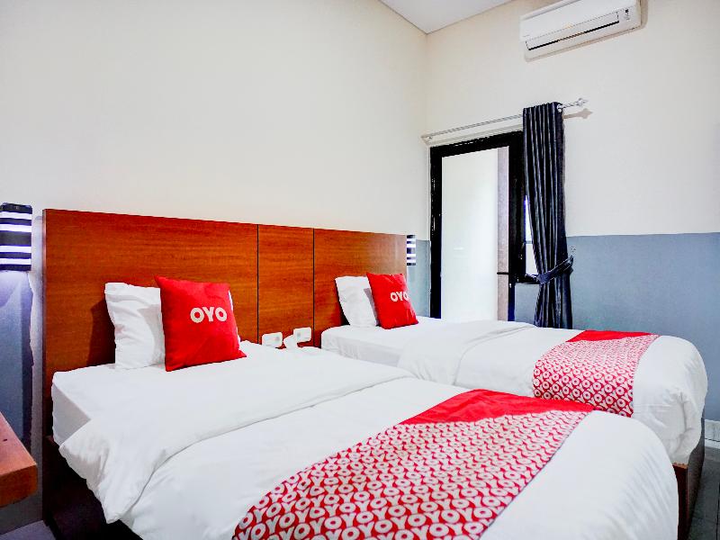 Hotel O Sean'S Residence Mansyur Near USU image