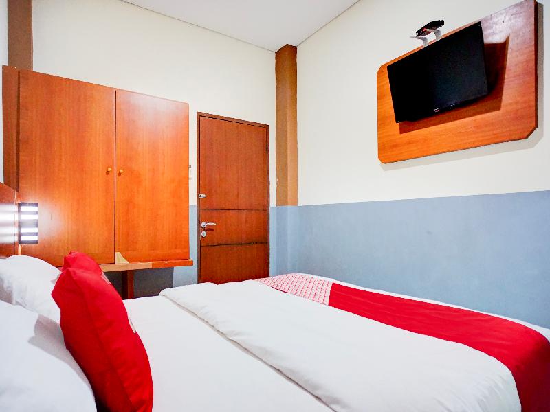Hotel O Sean'S Residence Mansyur Near USU image