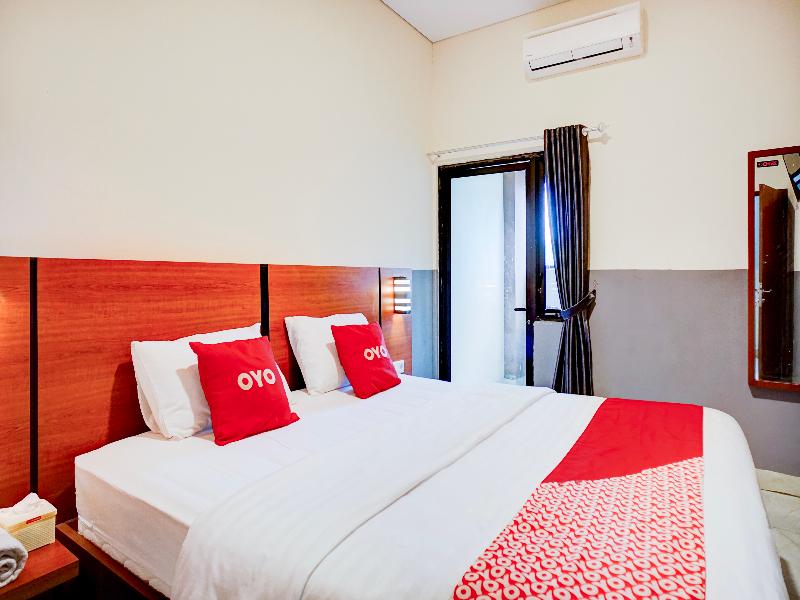 Hotel O Sean'S Residence Mansyur Near USU image