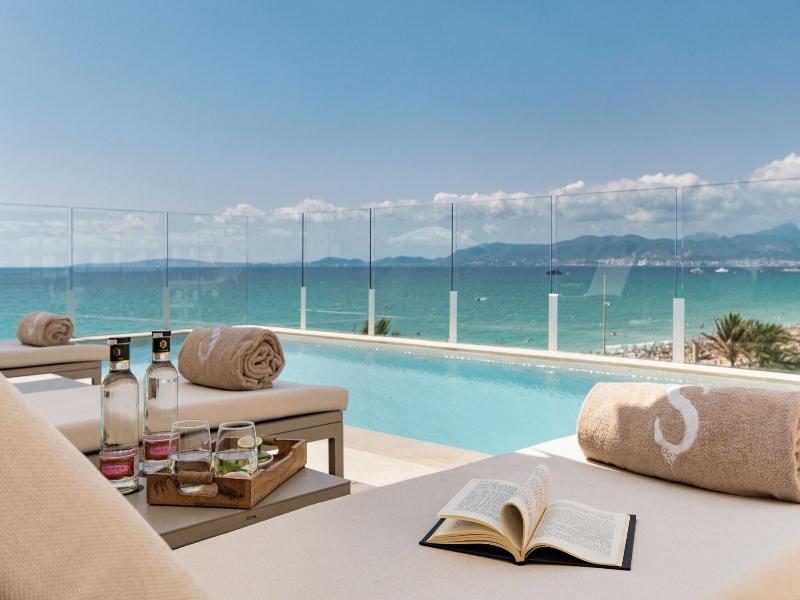 Pure Salt Residences image
