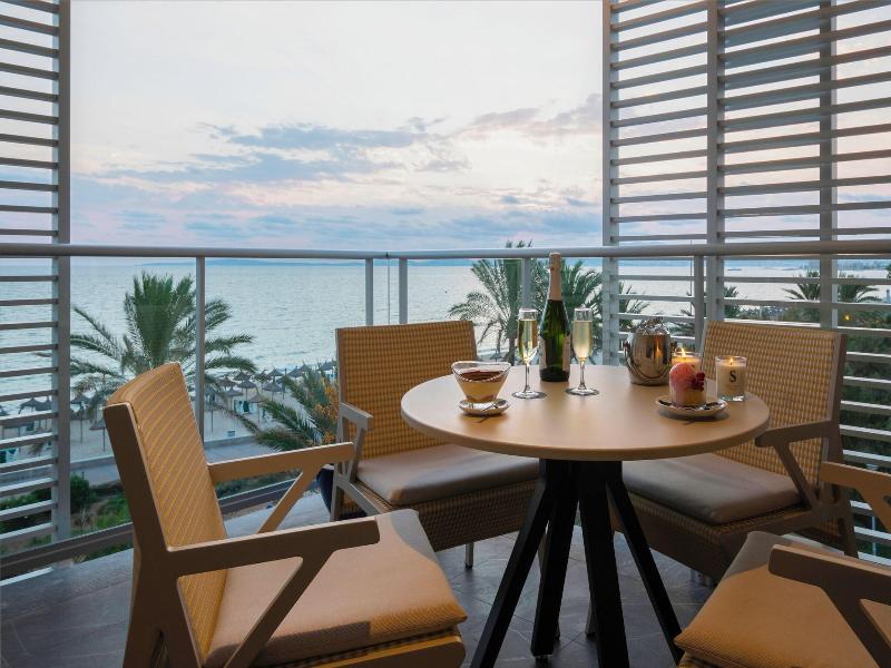 Pure Salt Residences image