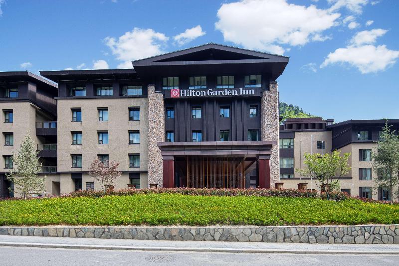 Khách sạn Hilton Garden Inn Jiuzhaigou Cửu Trại Câu