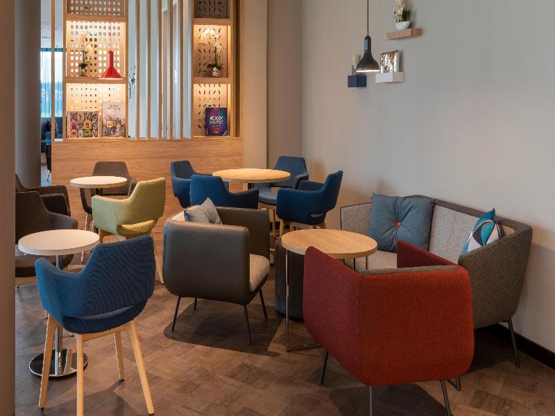 Holiday Inn Express Dusseldorf - Hauptbahnhof image