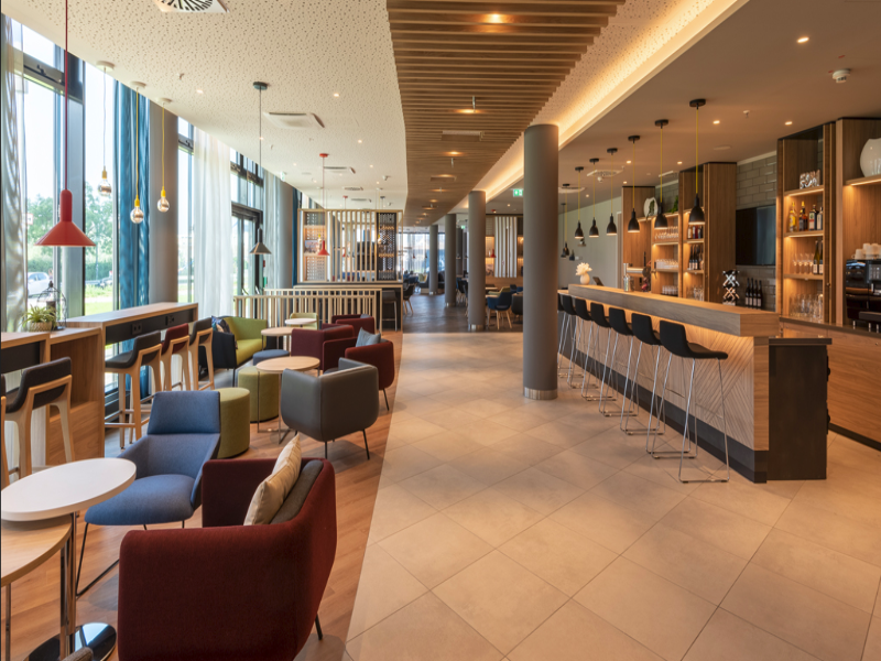 Holiday Inn Express Dusseldorf - Hauptbahnhof image