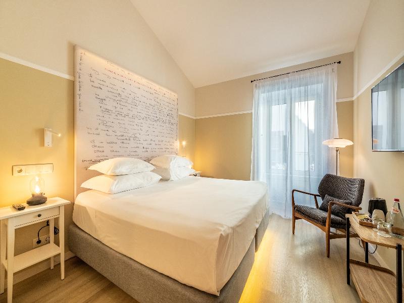 Pestana Fisherman Village image