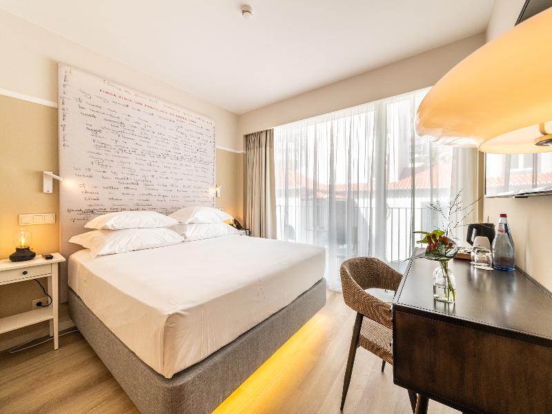 Pestana Fisherman Village image