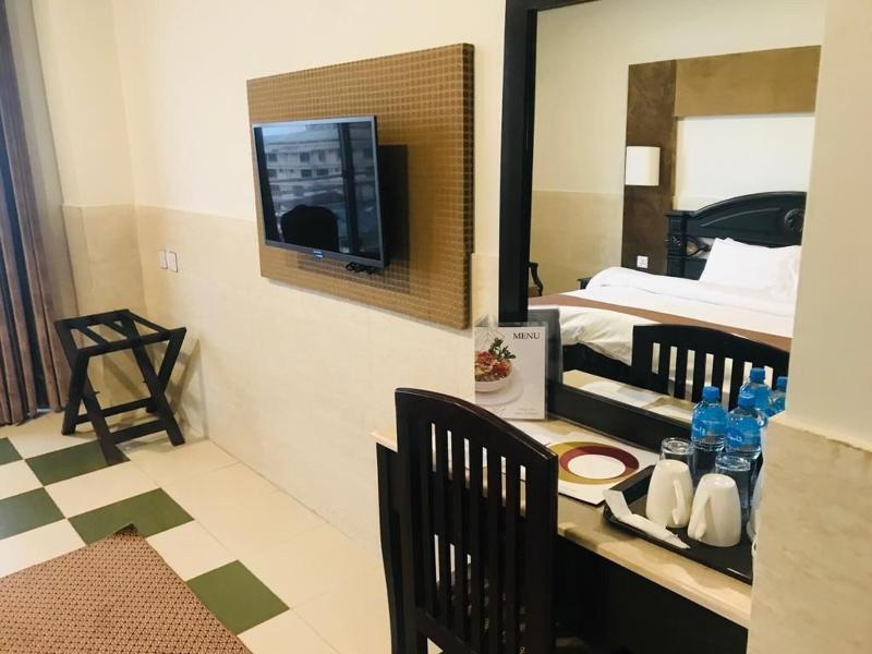 Hotel One Mall Road Murree image 3