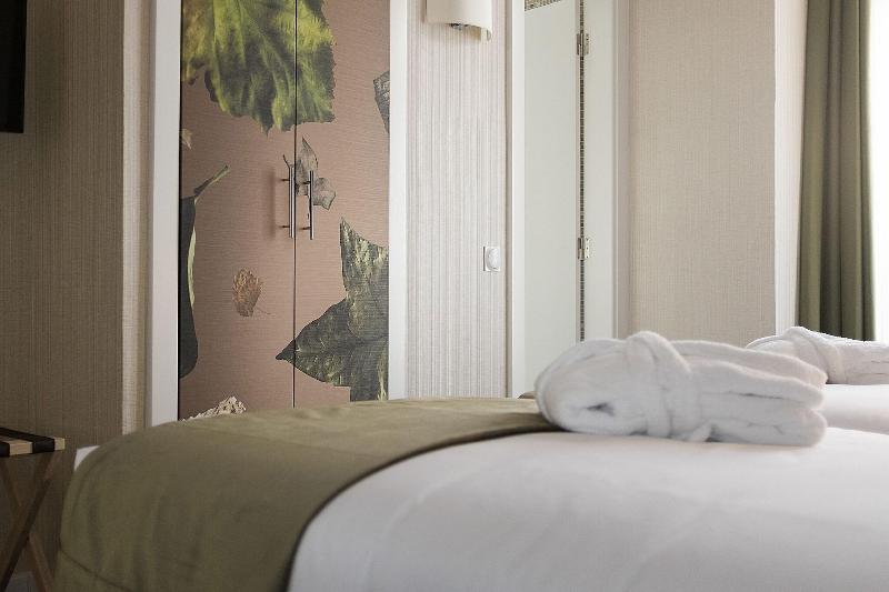 OMID Boutique Hotel image