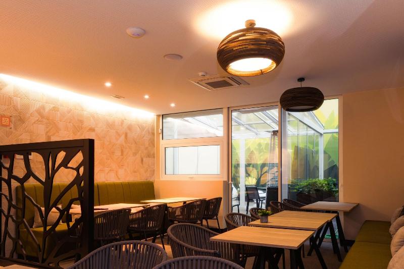 OMID Boutique Hotel image