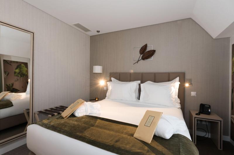 OMID Boutique Hotel image