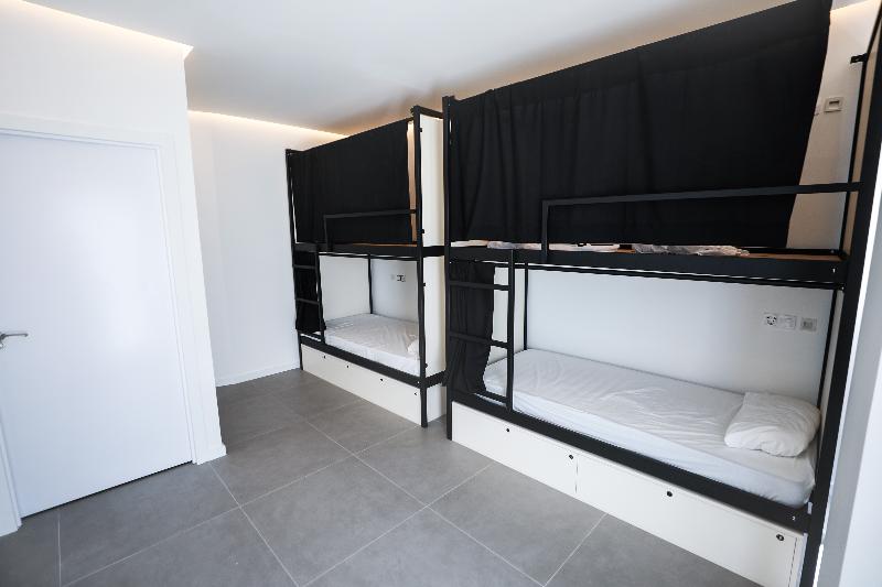 Hostel Myd La Latina image