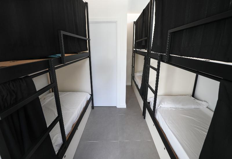 Hostel Myd La Latina image