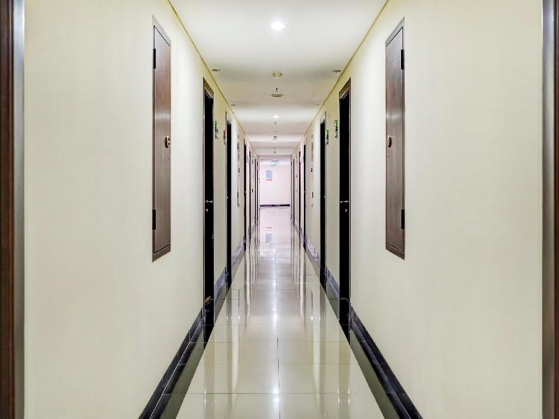90205 Queen Rent Apartment Gateway Pasteur image