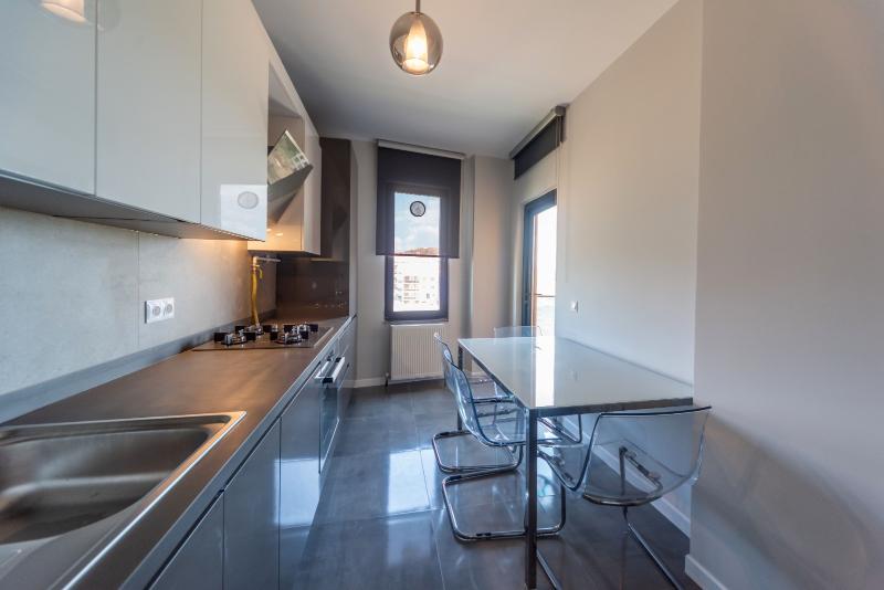 Green Hills Suites image