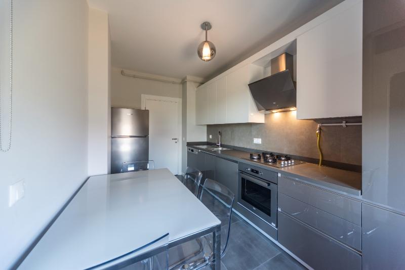 Green Hills Suites image