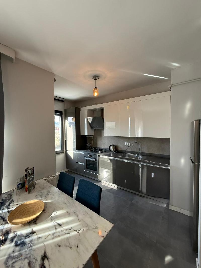 Green Hills Suites image